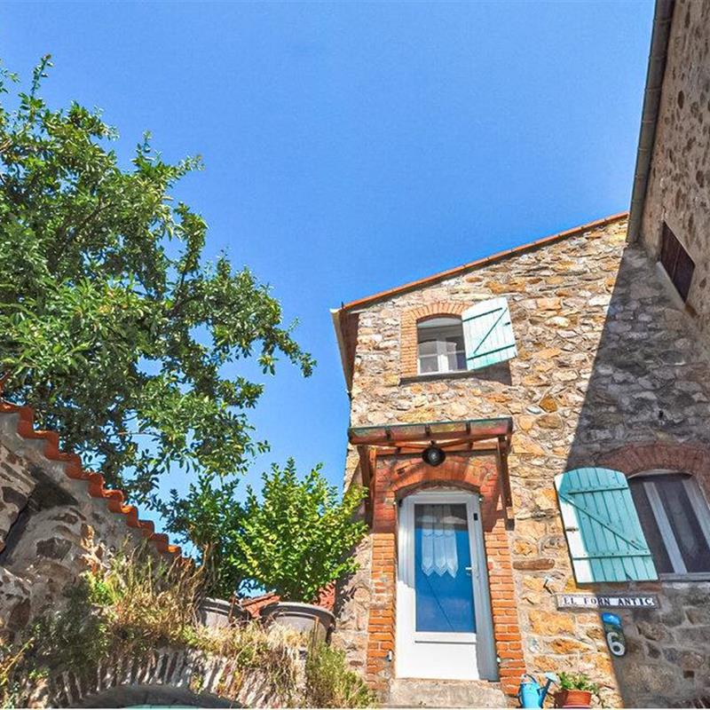 Sommerhus - 8 personer -  - Rue de la Pierre Plate - 66400 - Oms