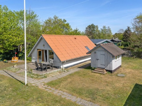 Holiday home - 4 persons -  - Tranevej - Frølunde/Næsby Strand, Sj. - 4220 - Korsør