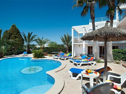 Ferienhaus - 8 Personen -  - Carrer Ses Calabreses - 07660 - Cala D'or