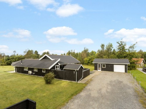 Holiday home - 6 persons -  - Sennepsmarken - Bratten - 9970 - Strandby