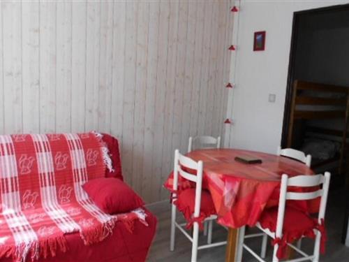 Holiday Home/Apartment - 4 persons -  - 65170 - St Lary Soulan