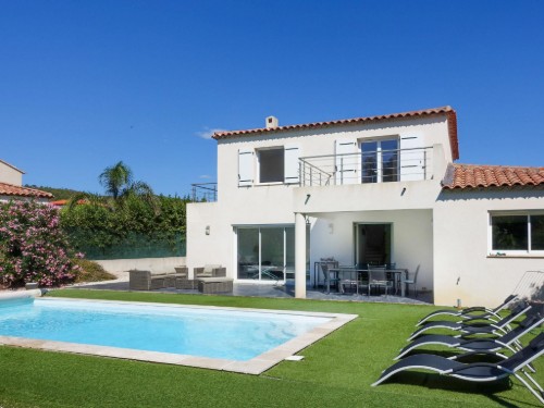 Holiday home - 8 persons -  - 83230 - Bormes-Les-Mimosas
