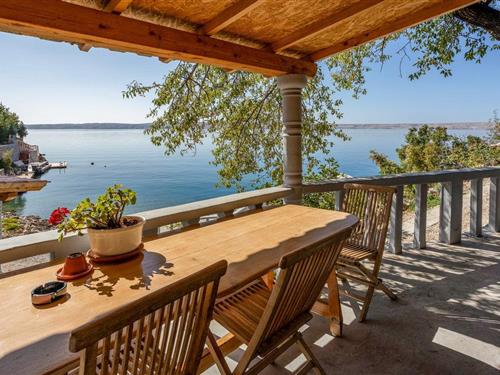 Ferienhaus - 7 Personen -  - Krizac - Karlobag-Lukovo Sugarje - 53289 - Lukovo Sugarje