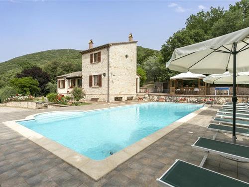 Sommerhus - 12 personer -  - Loc. Le Mandrie - Guardea - 05025 - Guardea Tr