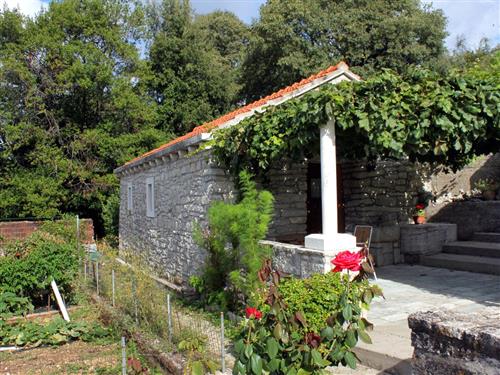 Sommerhus - 3 personer -  - Žrnovo - 20275 - Zrnovo