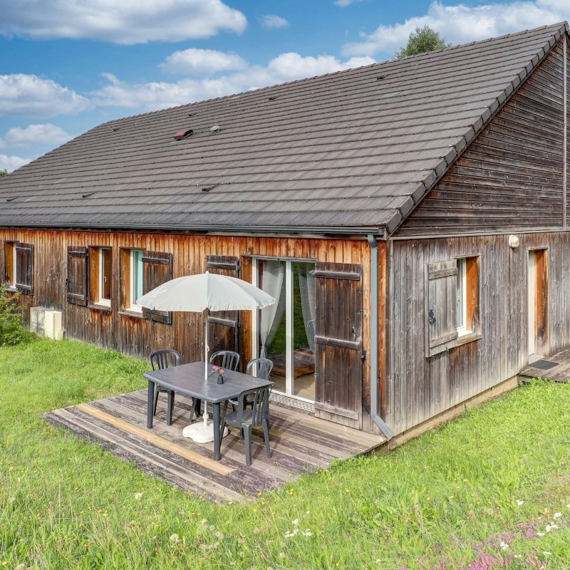 Sommerhus - 6 personer -  - 19300 - Egletons