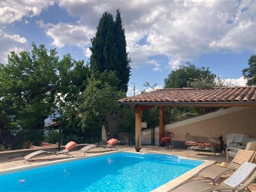 Holiday home - 4 persons -  - 04000 - Digne
