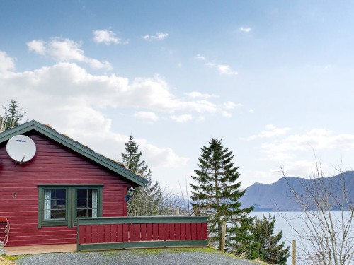 Holiday home - 4 persons -  - Dalsfjordvegen - Lauvstad/Volda - 6133 - Lauvstad