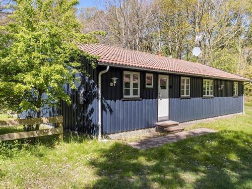 Sommerhus - 6 personer -  - Holmegårdsvej - Sorthat - 3700 - Rønne