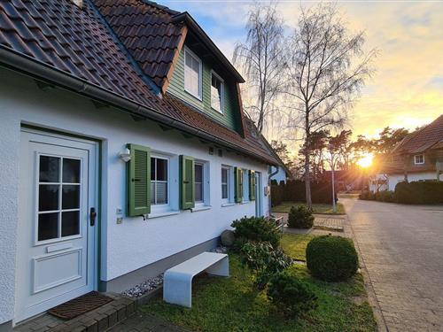 Ferienhaus - 4 Personen -  - Heideweg - 17449 - Karlshagen