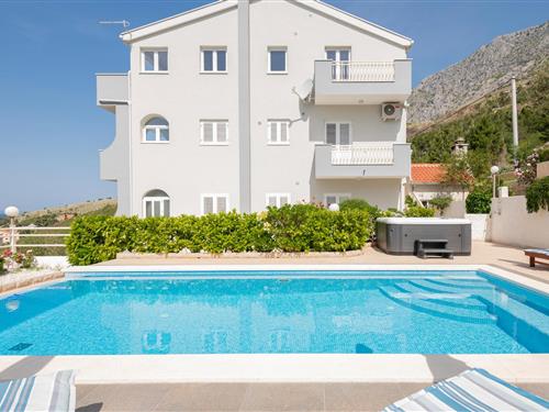 Sommerhus - 4 personer -  - Ivasnjak VII - Omis-Lokva Rogoznica - 21317 - Lokva Rogoznica