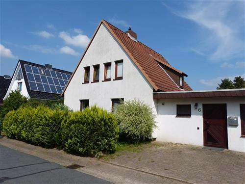 Feriehus - 9 personer -  - Breslauer Weg - 21365 - Adendorf