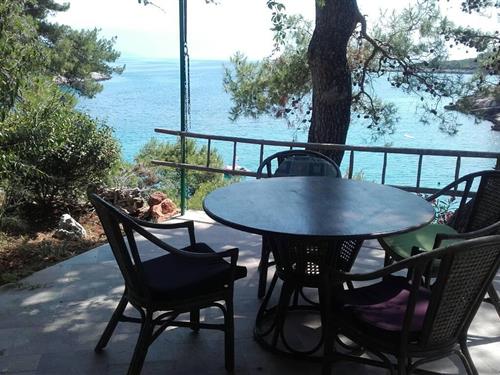 Holiday Home/Apartment - 4 persons -  - Basina - 21462 - Basina