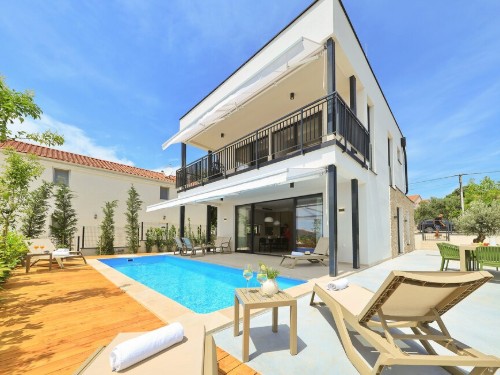 Holiday home - 6 persons -  - Matije Gupca - Biograd-Pakostane - 23211 - Pakostane