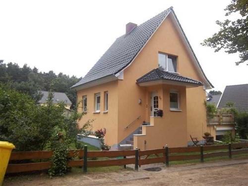 Holiday Home/Apartment - 2 persons -  - Strandstraße 6 f - 17459 - Ückeritz