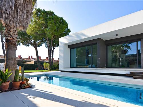 Villa - 9 persons -  - 17130 - L'escala