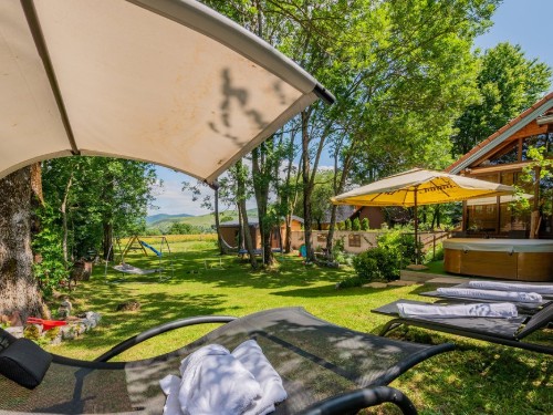 Holiday home - 9 persons -  - Mazin - Lika-Mazin - 23440 - Mazin