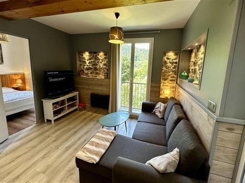 Holiday apartment - 6 persons -  - 63240 - Mont-Dore
