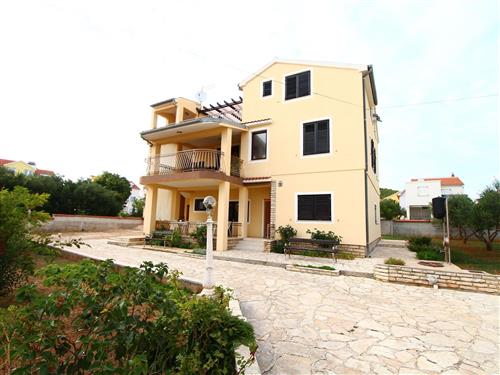 Ferielejlighed - 6 personer -  - Ulica podvornice - 22212 - Tribunj