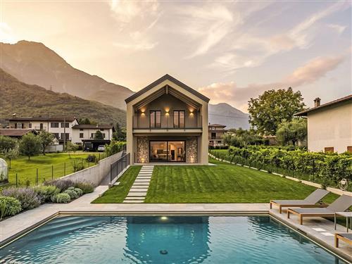 Sommerhus - 9 personer -  - Colico - 23823