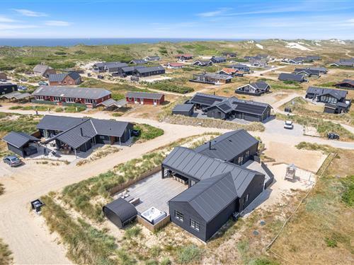 Holiday Home/Apartment - 8 persons -  - Bjerregårdsvej - Bjerregård - 6960 - Hvide Sande