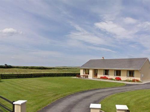 Holiday home - 8 persons -  - V93P6X3 - Glenbeigh