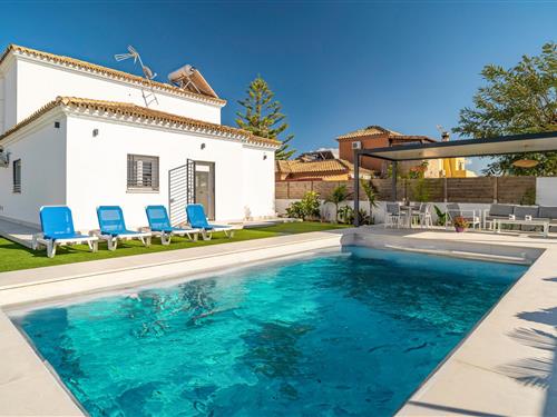 Holiday home - 6 persons -  - Codorniz - Chiclana De La Frontera - 11130 - Chiclana De La Fronter