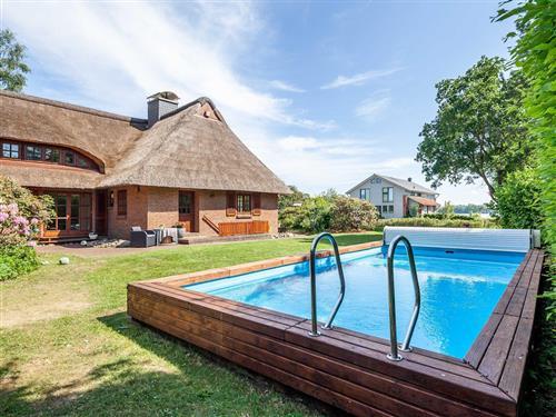 Feriehus - 8 personer -  - Am See - 24245 - Klein Barkau