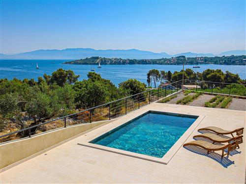 Holiday home - 6 persons -  - Šolta/Necujam - 21430