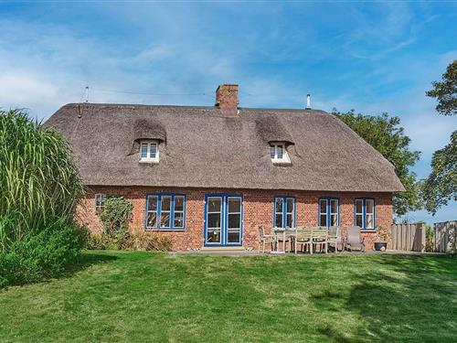 Holiday home - 6 persons -  - Broderswarft - 25899 - Fahretoft - Nordsee
