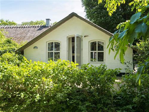 Holiday Home/Apartment - 4 persons -  - Varnæshoved - Varnæshoved Strand - 6200 - Aabenraa