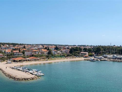 Holiday apartment - 6 persons -  - Zadarska Ulica - 23210 - Biograd