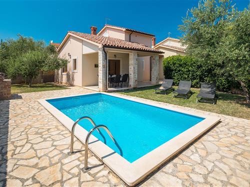 Holiday home - 6 persons -  - Liznjan bb - 52204 - Liznjan