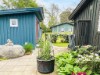 Image 20 - Outside