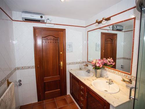 Holiday Home/Apartment - 8 persons -  - 06172 - Badajoz