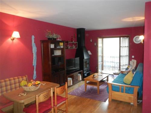 Sommerhus - 4 personer -  - Calle Ells Plans Res.Valle Benasque Bajo B2a - 22469 - Anciles