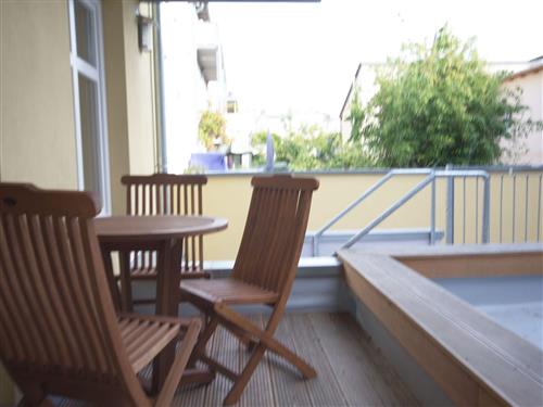 Holiday Home/Apartment - 4 persons -  - Wachtlerstr. - 18119 - Rostock