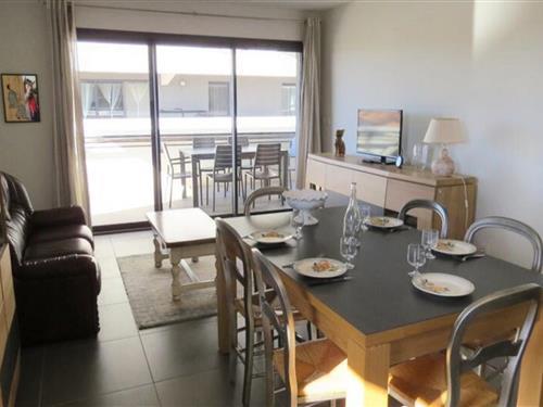 Holiday Home/Apartment - 4 persons -  - 66420 - Le Barcares