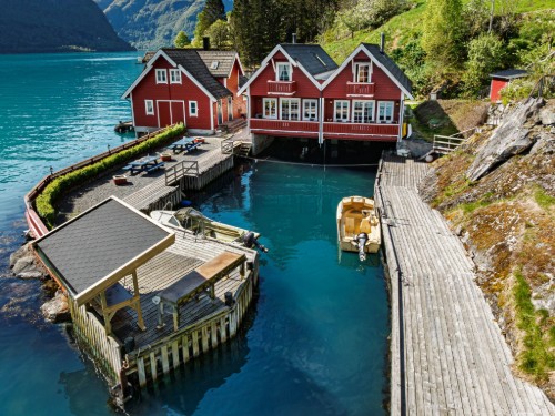 Holiday home - 7 persons -  - 6893 - Arnafjord