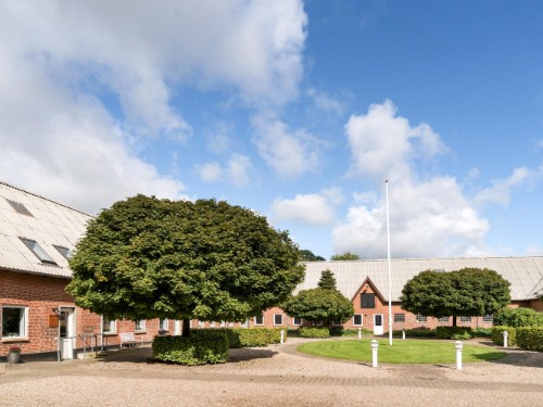 Sommerhus - 44 personer -  - Favrskovvej - 6650 - Brørup