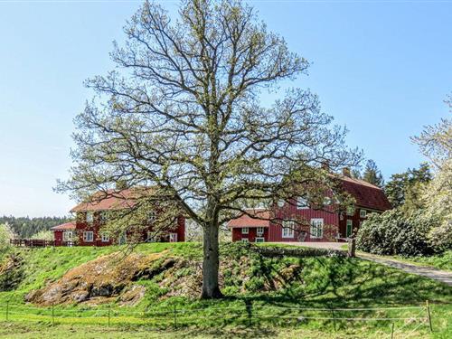 Holiday home - 8 persons -  - Narebo gård - Narebo Gård - 615 72 - Gusum