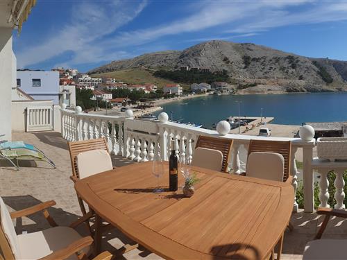 Holiday Home/Apartment - 5 persons -  - Metajna - 53296 - Metajna