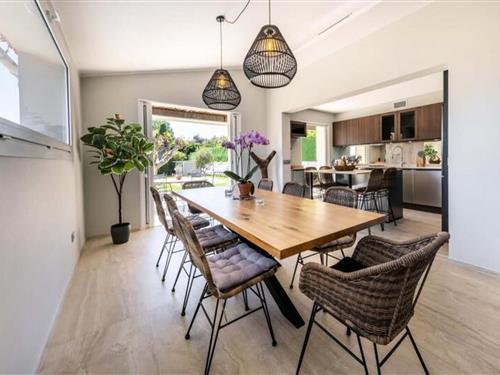 Ferienhaus - 8 Personen -  - 06270 - Villeneuve-Loubet