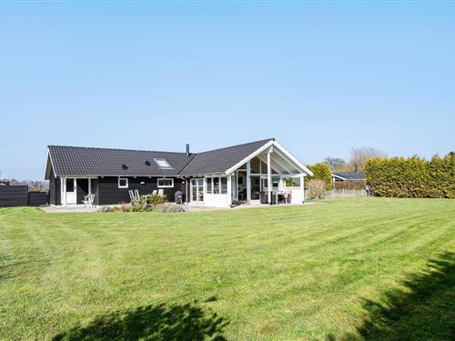 Sommerhus - 8 personer -  - Fiskekrogen - Råbylille - 4780 - Stege