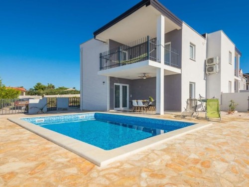 Villa - 8 persons -  - 23234 - Vir