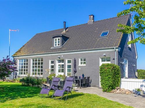 Ferielejlighed - 3 personer -  - Aabyvej - Nyker - 3700 - Rønne