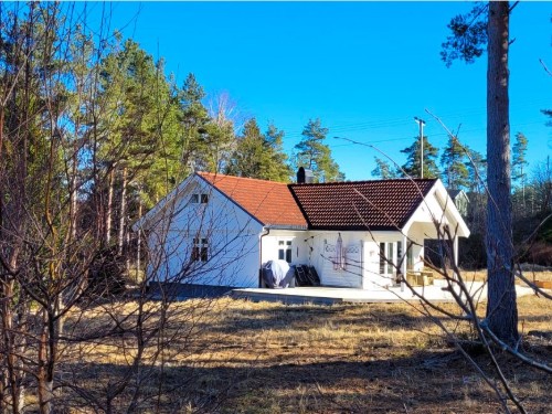Feriehus - 11 personer -  - Sjøbyveien - Halden - 1789 - Berg I Østfold