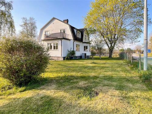 Holiday home - 7 persons -  - Bastugatan - 287 72 - Traryd