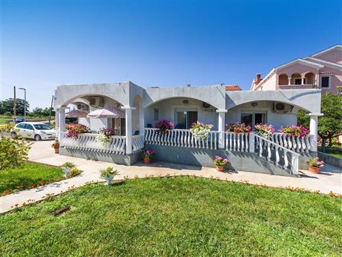 Ferielejlighed - 4 personer -  - Dražnikova - 23232 - Zaton