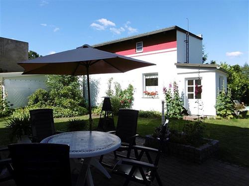 Holiday Home/Apartment - 2 persons -  - Zum Landambulatorium - 18573 - Rambin